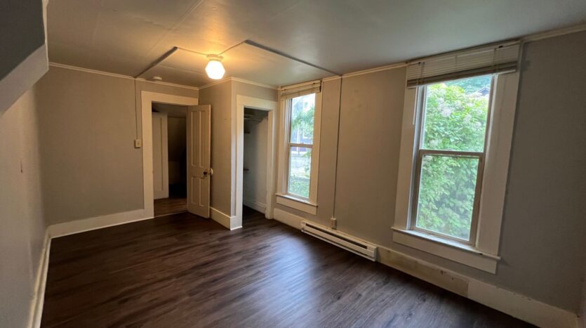 824 High St - Bellingham - Washington - 5 bed, 2 bath rental property