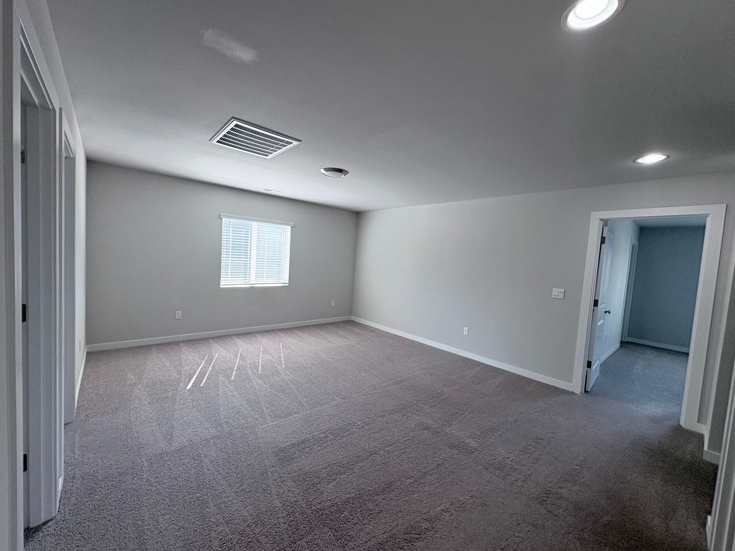 8549 54th St NE - Marysville - Washington - 3 bed, 2.5 bath rental property