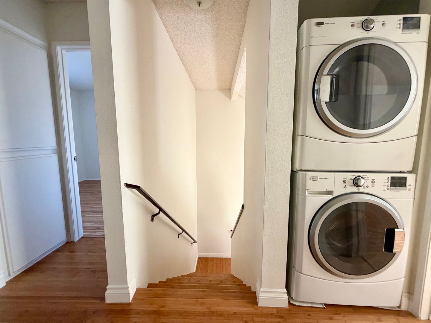 86 Maegan Pl 10 - Thousand Oaks - California - 3 bed, 2.5 bath rental property