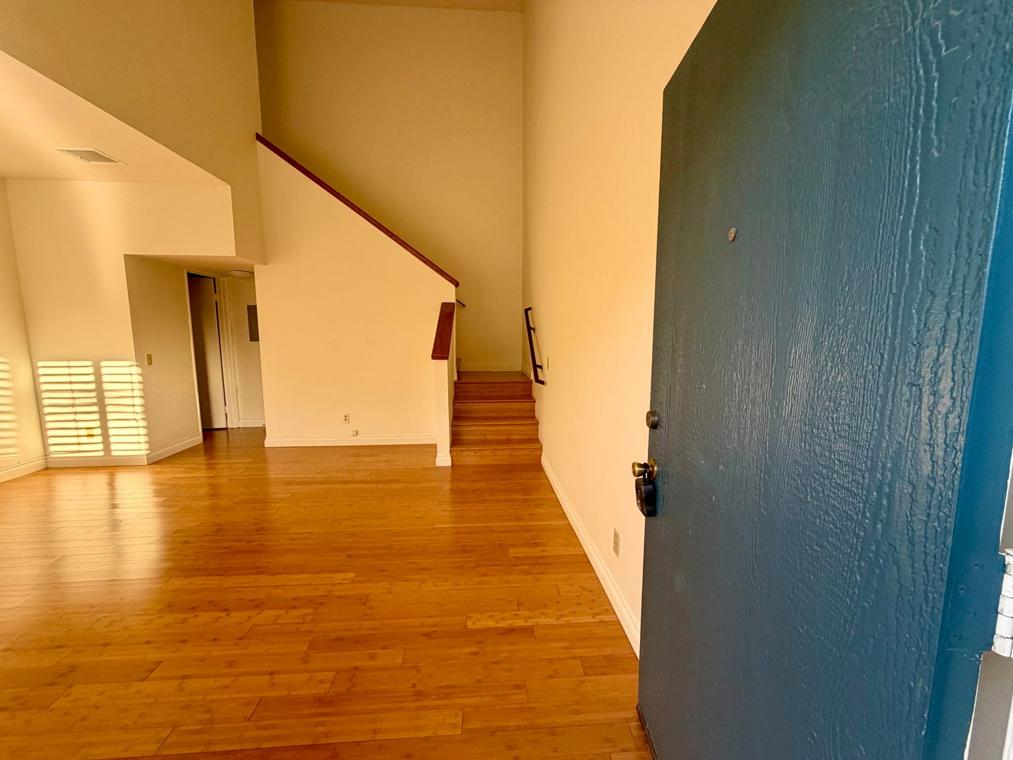 86 Maegan Pl 10 - Thousand Oaks - California - 3 bed, 2.5 bath rental property