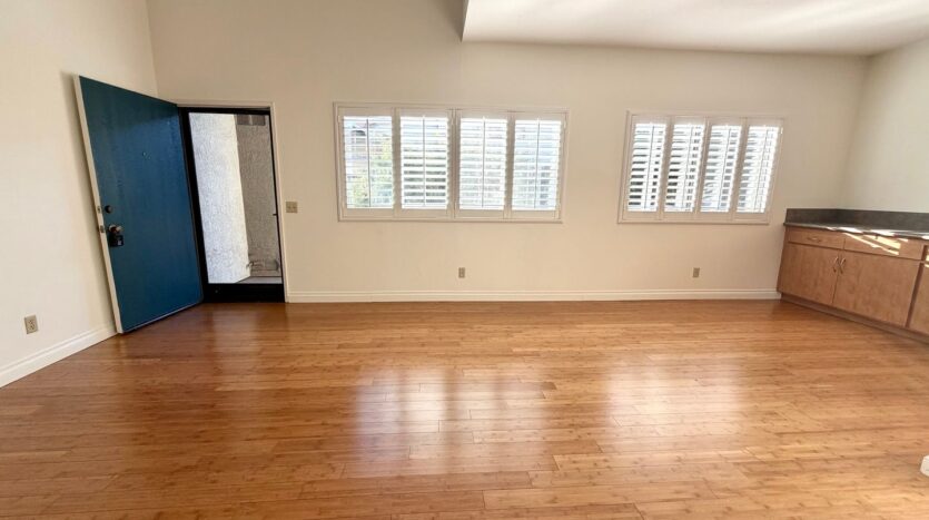 86 Maegan Pl 10 - Thousand Oaks - California - 3 bed, 2.5 bath rental property