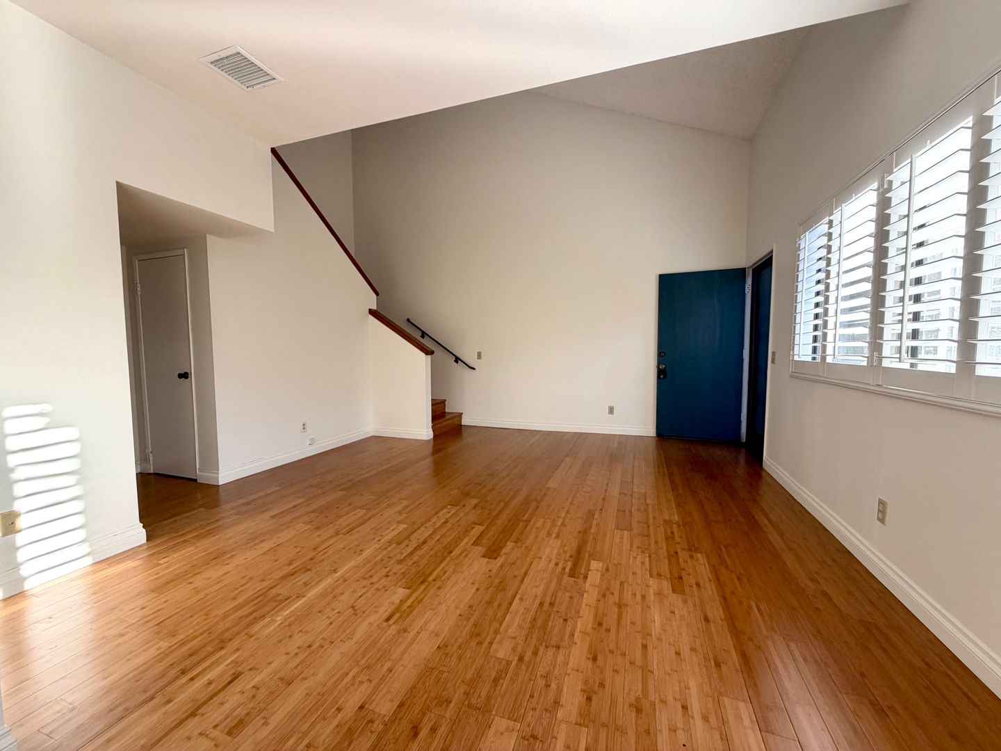 86 Maegan Pl 10 - Thousand Oaks - California - 3 bed, 2.5 bath rental property