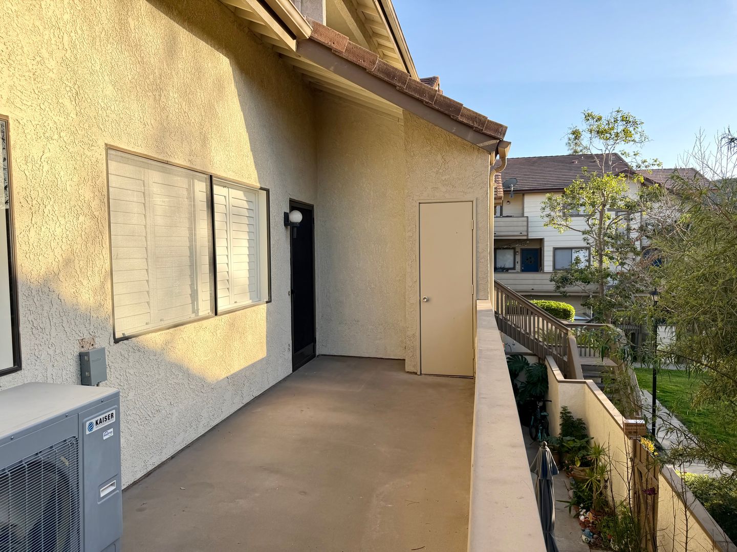 86 Maegan Pl 10 - Thousand Oaks - California - 3 bed, 2.5 bath rental property