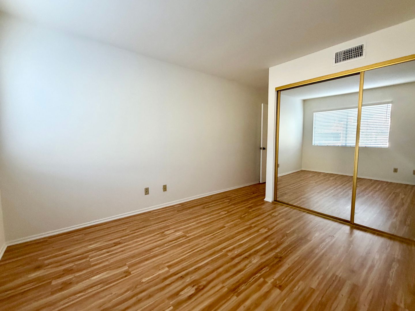 86 Maegan Pl 10 - Thousand Oaks - California - 3 bed, 2.5 bath rental property