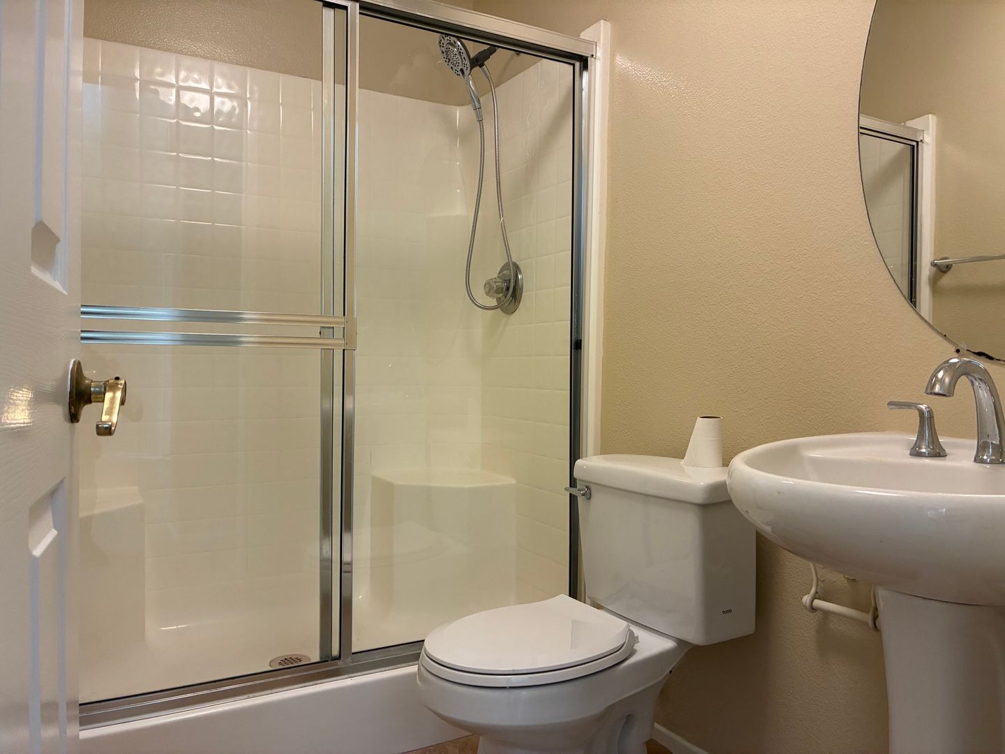 875 Shepard Crest Dr - Corona - California - 4 bed, 3 bath rental property