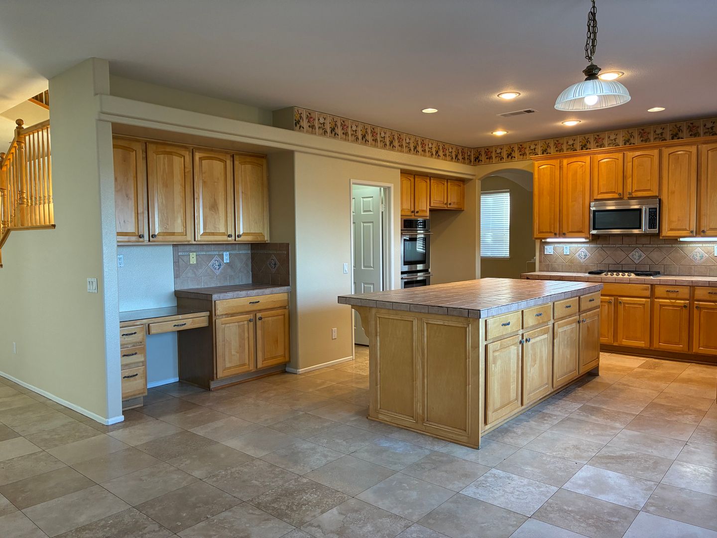 875 Shepard Crest Dr - Corona - California - 4 bed, 3 bath rental property