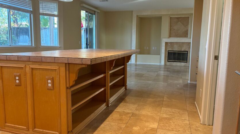 875 Shepard Crest Dr - Corona - California - 4 bed, 3 bath rental property