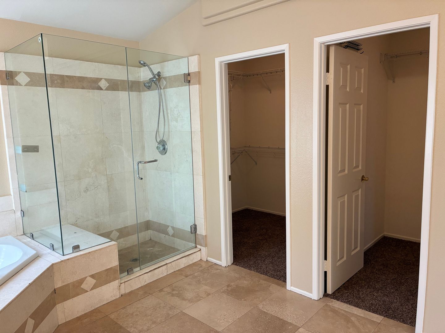 875 Shepard Crest Dr - Corona - California - 4 bed, 3 bath rental property