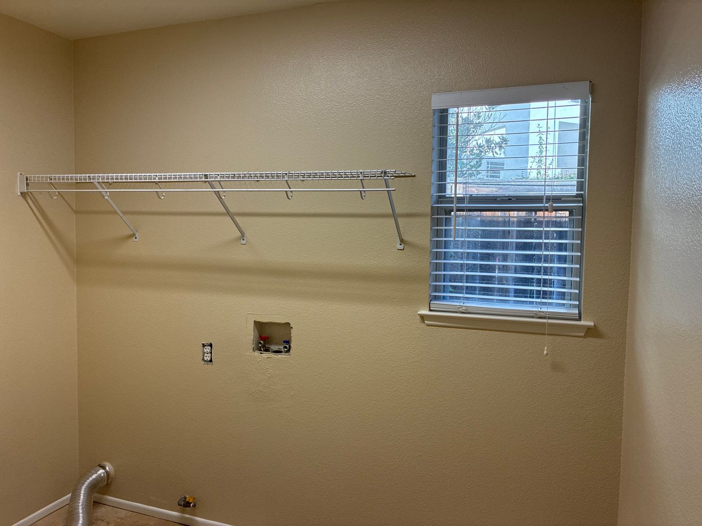 875 Shepard Crest Dr - Corona - California - 4 bed, 3 bath rental property