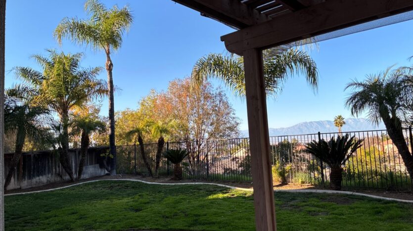875 Shepard Crest Dr - Corona - California - 4 bed, 3 bath rental property