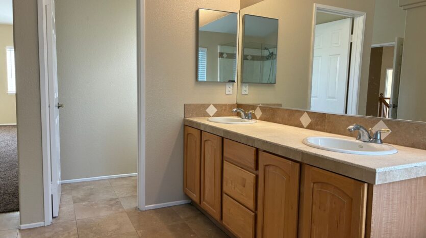 875 Shepard Crest Dr - Corona - California - 4 bed, 3 bath rental property