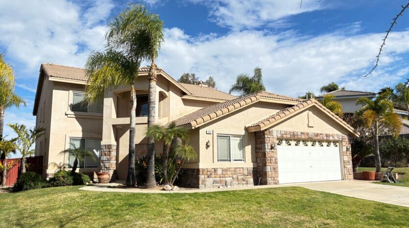 875 Shepard Crest Dr - Corona - California - 4 bed, 3 bath rental property