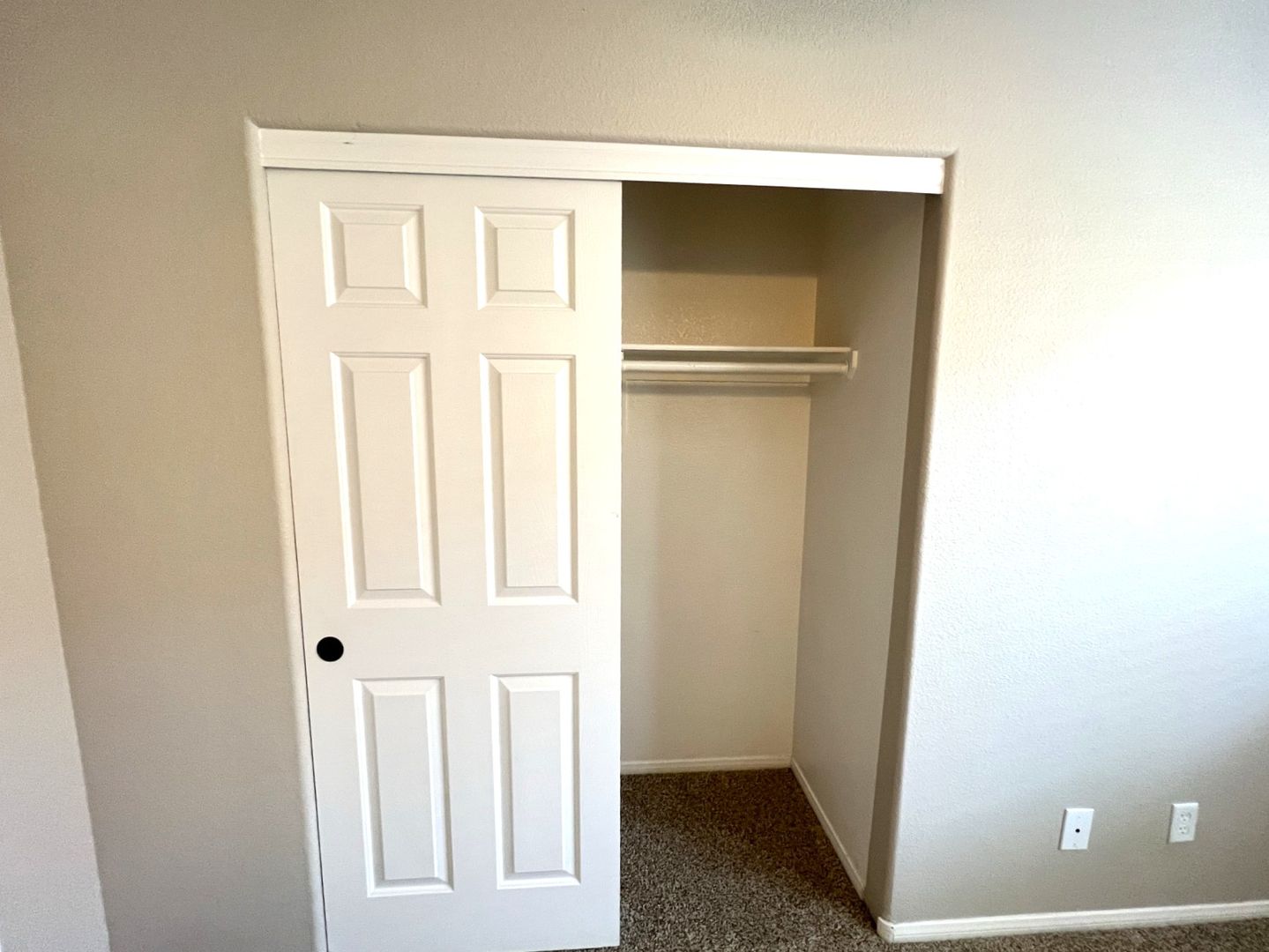 888 Coral Cottage Dr - Henderson - Nevada - 3 bed, 2 bath rental property