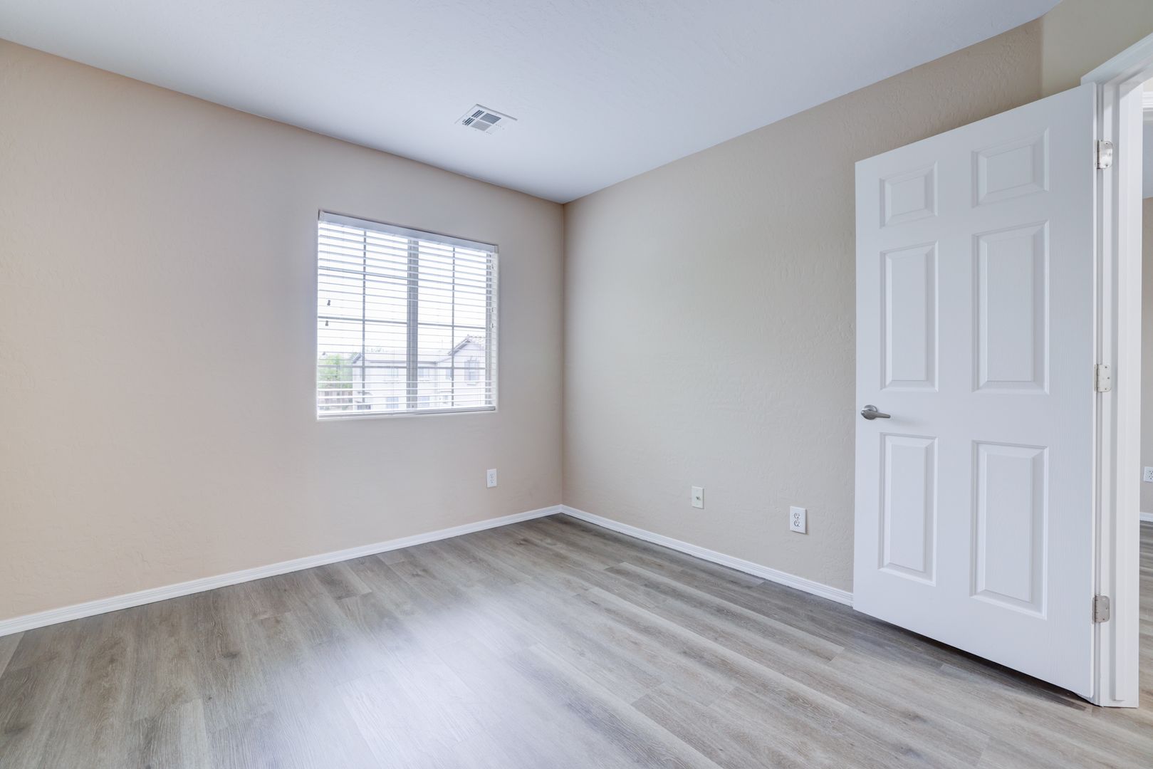 8919 Lanta Island Ave - Las Vegas - Nevada - 3 bed, 2.5 bath rental property