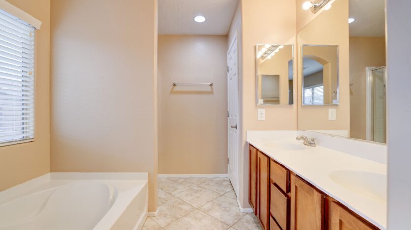 8919 Lanta Island Ave - Las Vegas - Nevada - 3 bed, 2.5 bath rental property