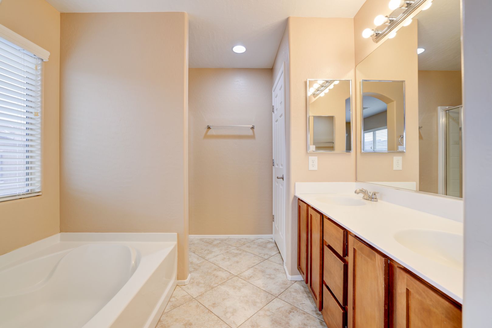 8919 Lanta Island Ave - Las Vegas - Nevada - 3 bed, 2.5 bath rental property