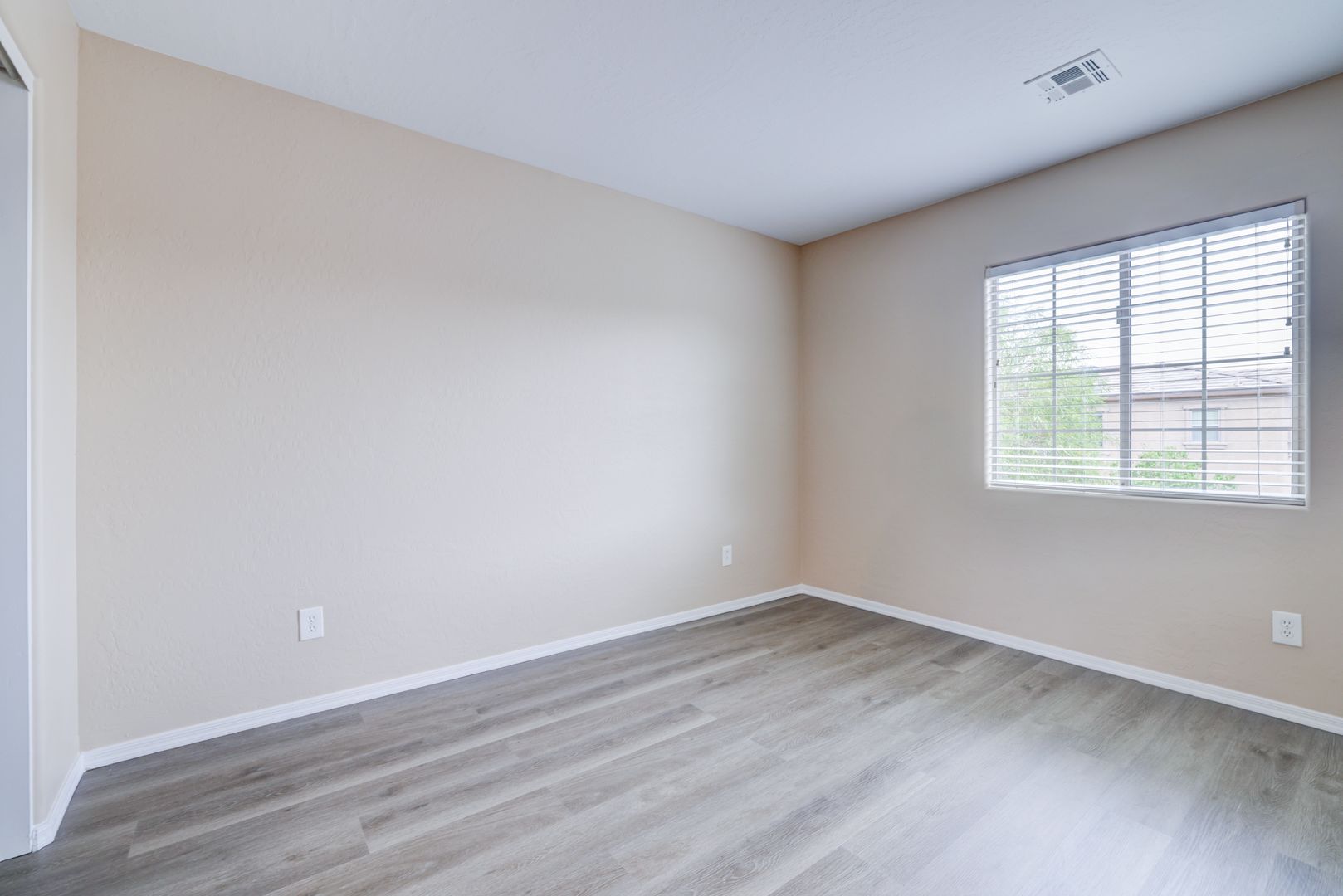 8919 Lanta Island Ave - Las Vegas - Nevada - 3 bed, 2.5 bath rental property