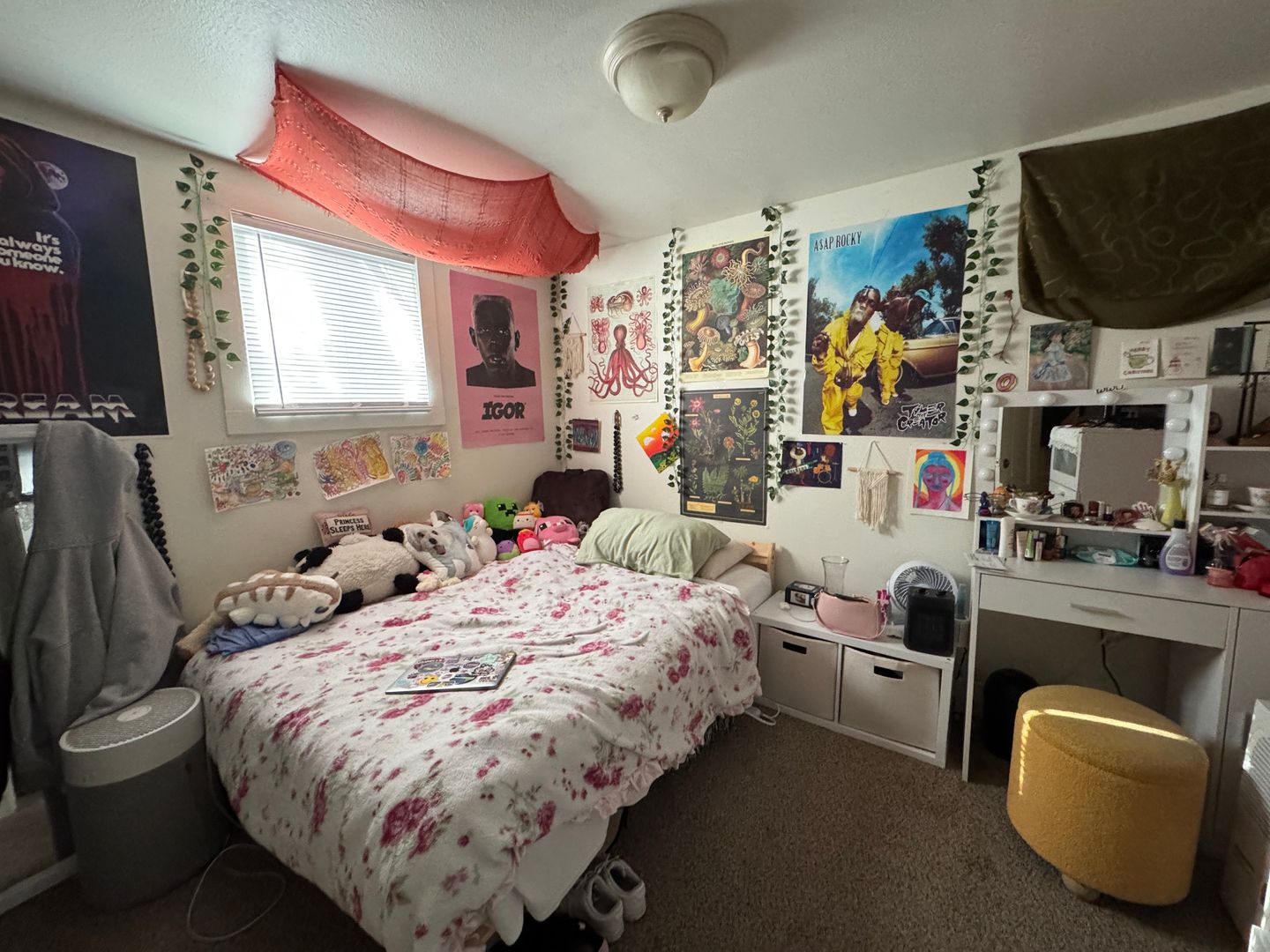 920 N. Garden St. - # 1 - Bellingham - Washington - 3 bed, 1 bath rental property