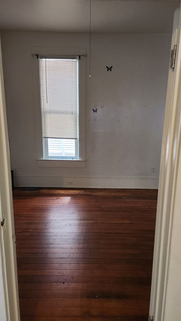 920 N. Garden St. - # 1 - Bellingham - Washington - 3 bed, 1 bath rental property
