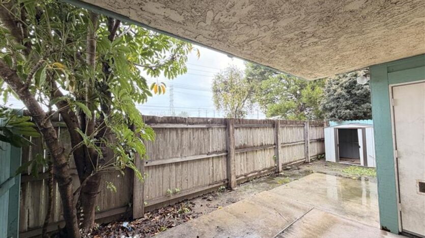 920 W Del Amo Blvd #7 - Torrance - California - 2 bed, 2 bath rental property