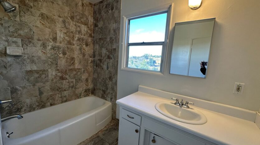 9530 Calimesa Blvd - Calimesa - California - 5 bed, 2 bath rental property