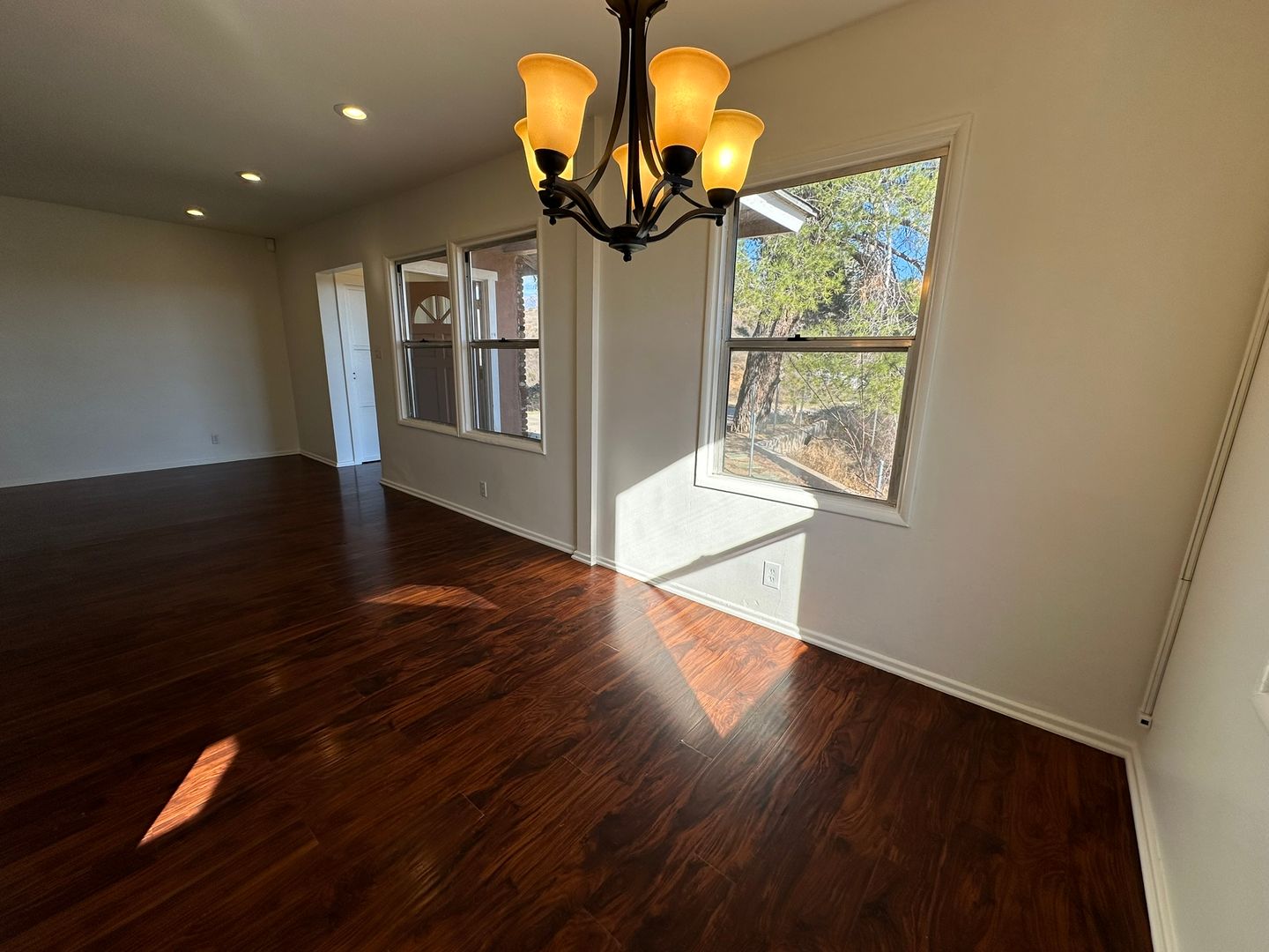 9530 Calimesa Blvd - Calimesa - California - 5 bed, 2 bath rental property