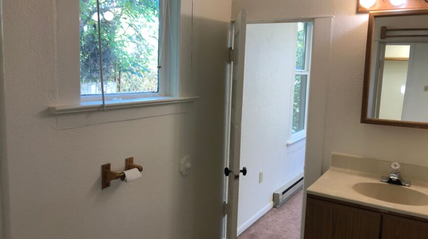 1013 Jersey Street - Bellingham - Washington - 3 bed, 1 bath rental property