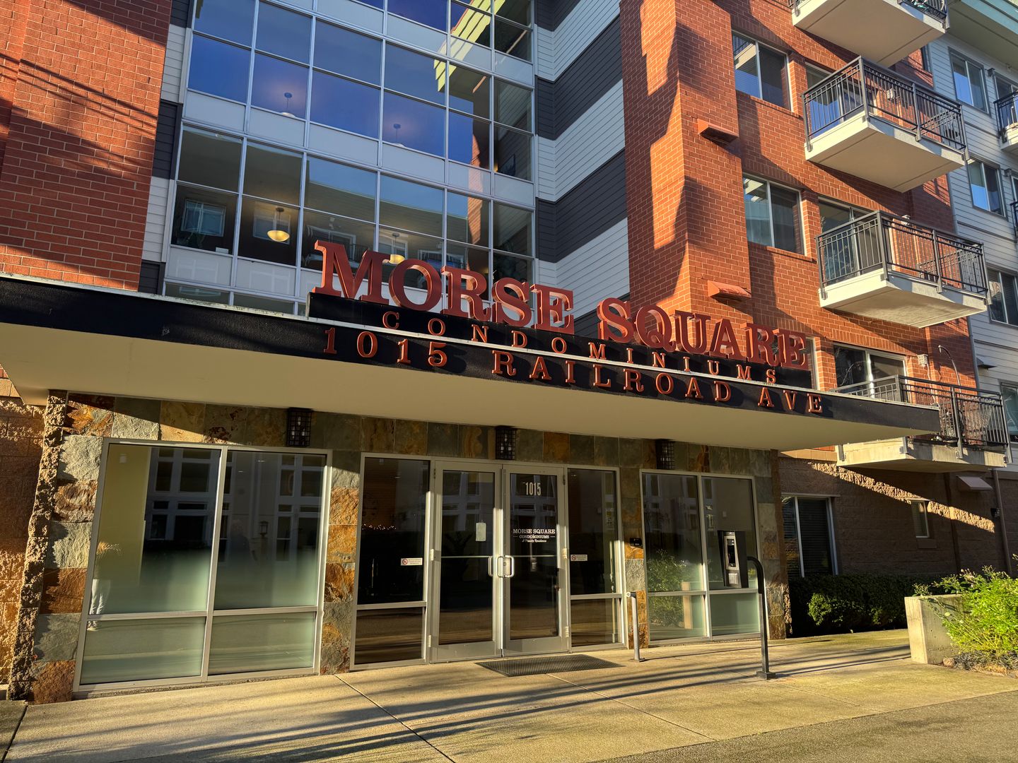 1015 Railroad Ave #412 - Bellingham - Washington - 1 bed, 1 bath rental property