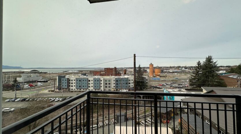 1015 Railroad Ave #412 - Bellingham - Washington - 1 bed, 1 bath rental property