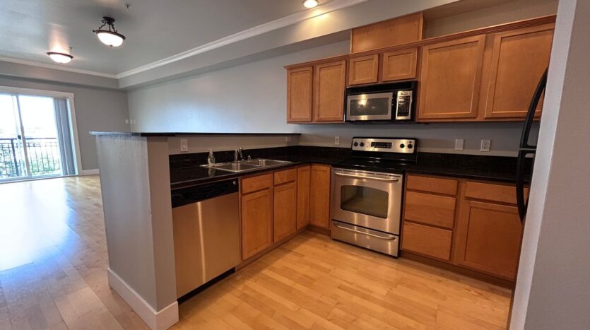 1015 Railroad Ave #412 - Bellingham - Washington - 1 bed, 1 bath rental property