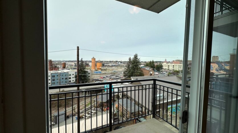 1015 Railroad Ave #412 - Bellingham - Washington - 1 bed, 1 bath rental property