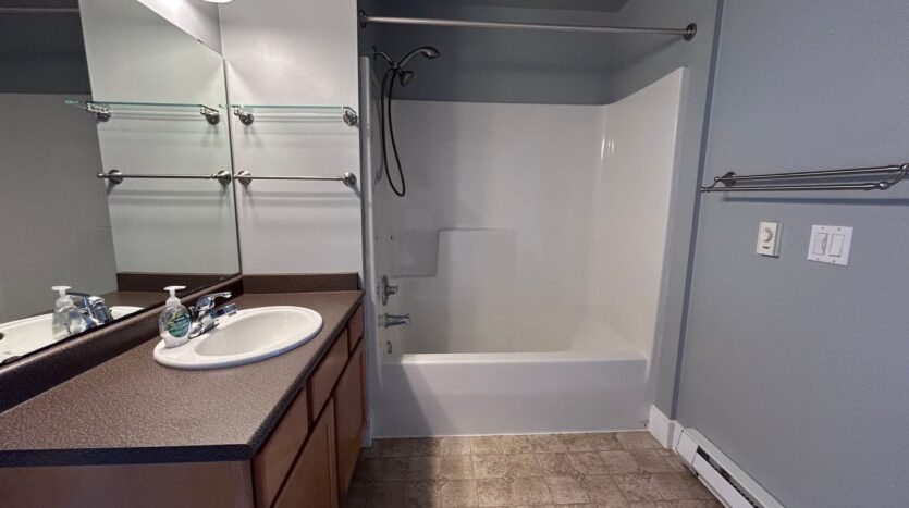 1015 Railroad Ave #412 - Bellingham - Washington - 1 bed, 1 bath rental property
