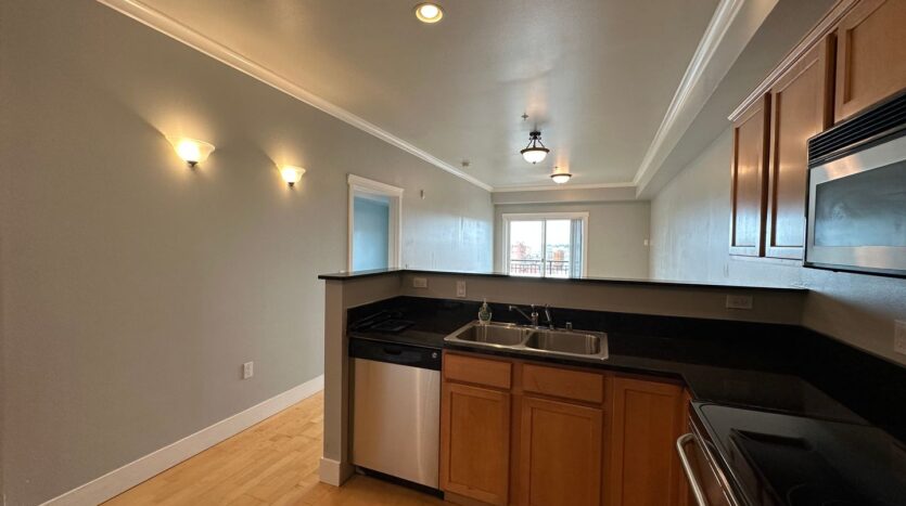 1015 Railroad Ave #412 - Bellingham - Washington - 1 bed, 1 bath rental property
