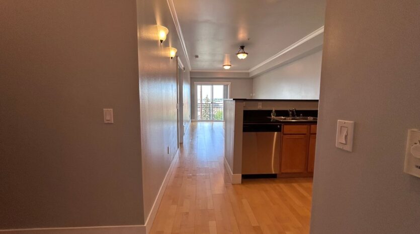 1015 Railroad Ave #412 - Bellingham - Washington - 1 bed, 1 bath rental property