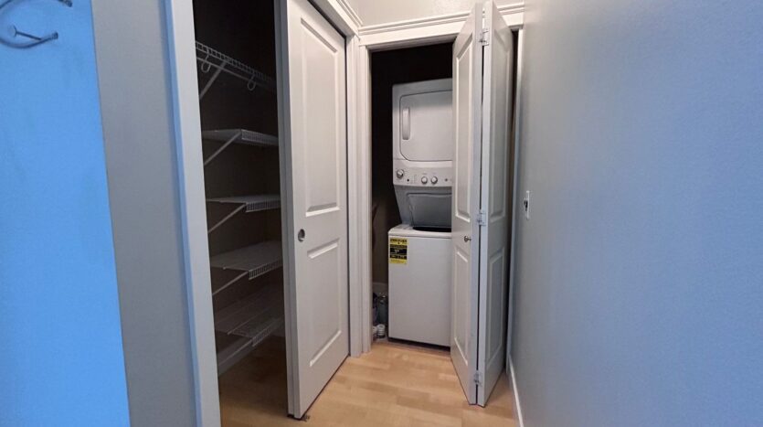 1015 Railroad Ave #412 - Bellingham - Washington - 1 bed, 1 bath rental property