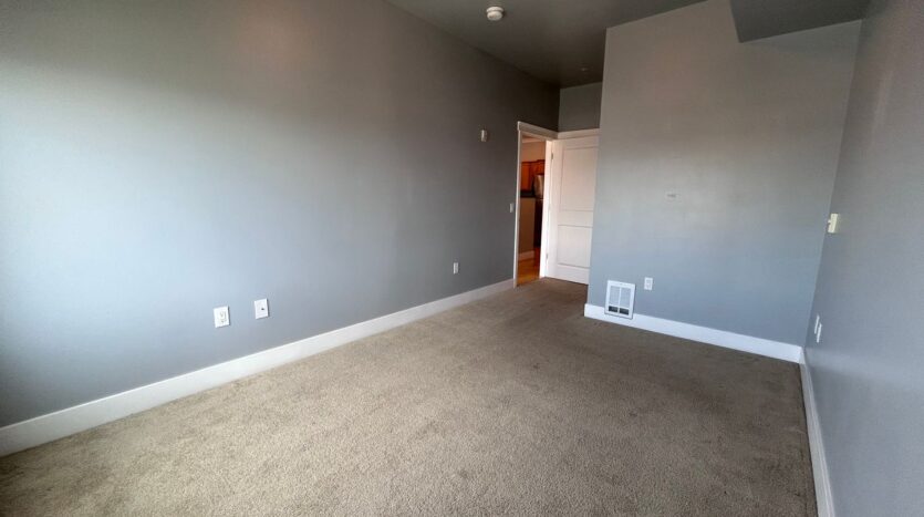 1015 Railroad Ave #412 - Bellingham - Washington - 1 bed, 1 bath rental property