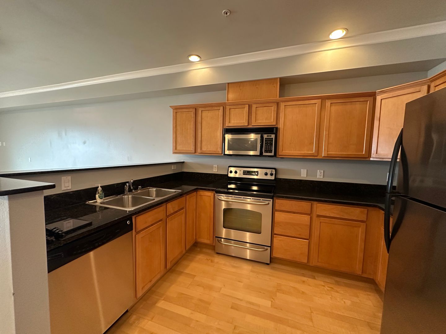 1015 Railroad Ave #412 - Bellingham - Washington - 1 bed, 1 bath rental property