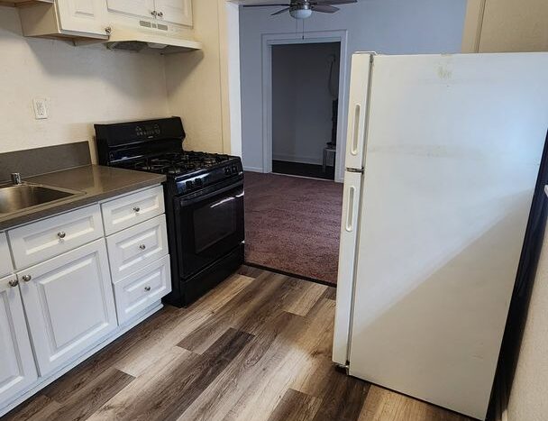 1044 Los Robles Blvd  - Sacramento - California - 1 bed, 1 bath rental property