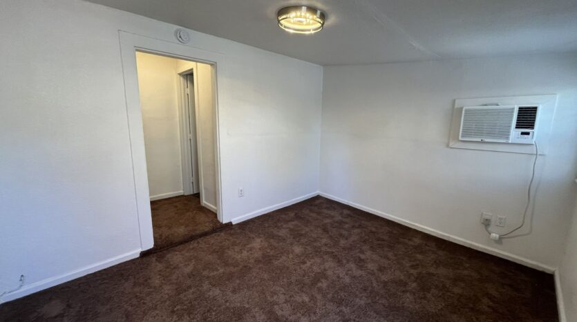 1044 Los Robles Blvd  UNIT B  - Sacramento - California - 1 bed, 1 bath rental property