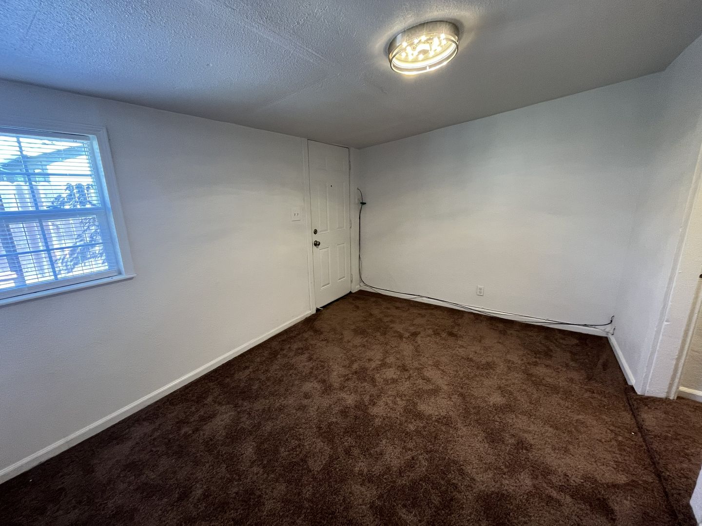 1044 Los Robles Blvd  UNIT B  - Sacramento - California - 1 bed, 1 bath rental property