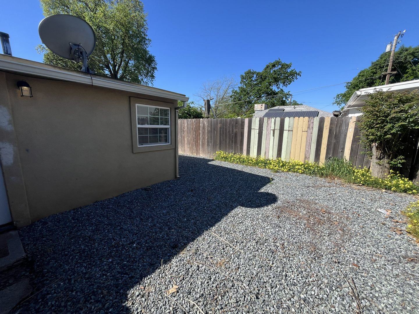 1044 Los Robles Blvd  UNIT B  - Sacramento - California - 1 bed, 1 bath rental property