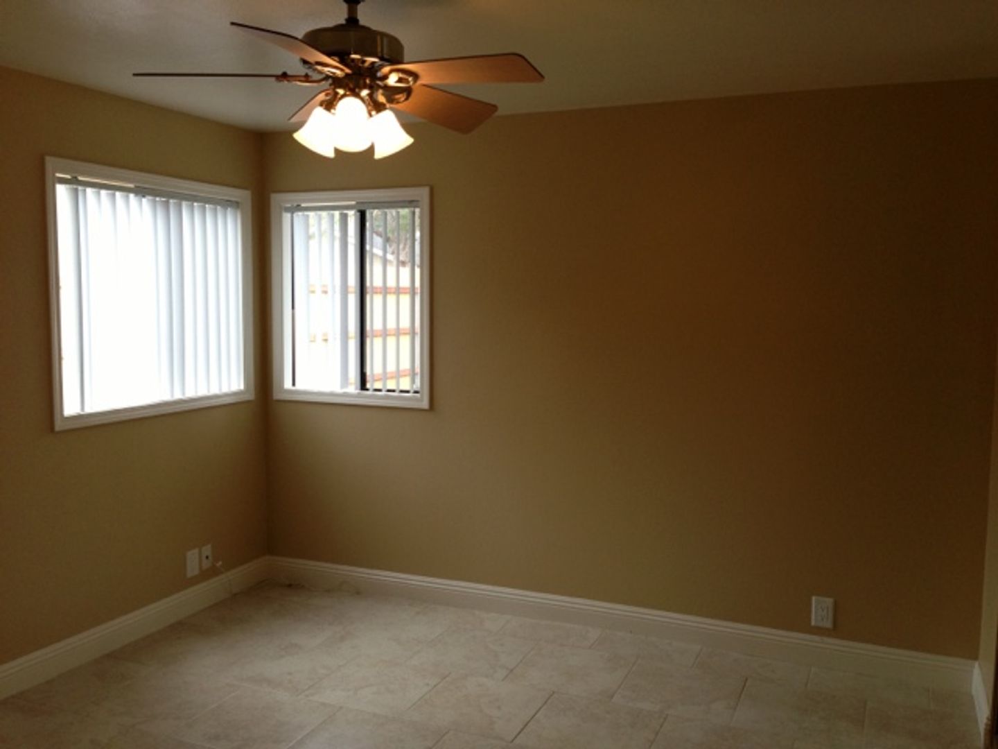 1075 N Vulcan Ave - Encinitas - California - 1 bed, 1 bath rental property