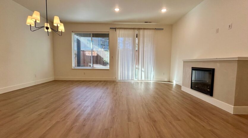 11015 NE 26th - Unit 02 - Vancouver - Washington - 3 bed, 2.5 bath rental property