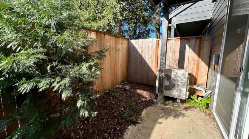 11015 NE 26th - Unit 02 - Vancouver - Washington - 3 bed, 2.5 bath rental property