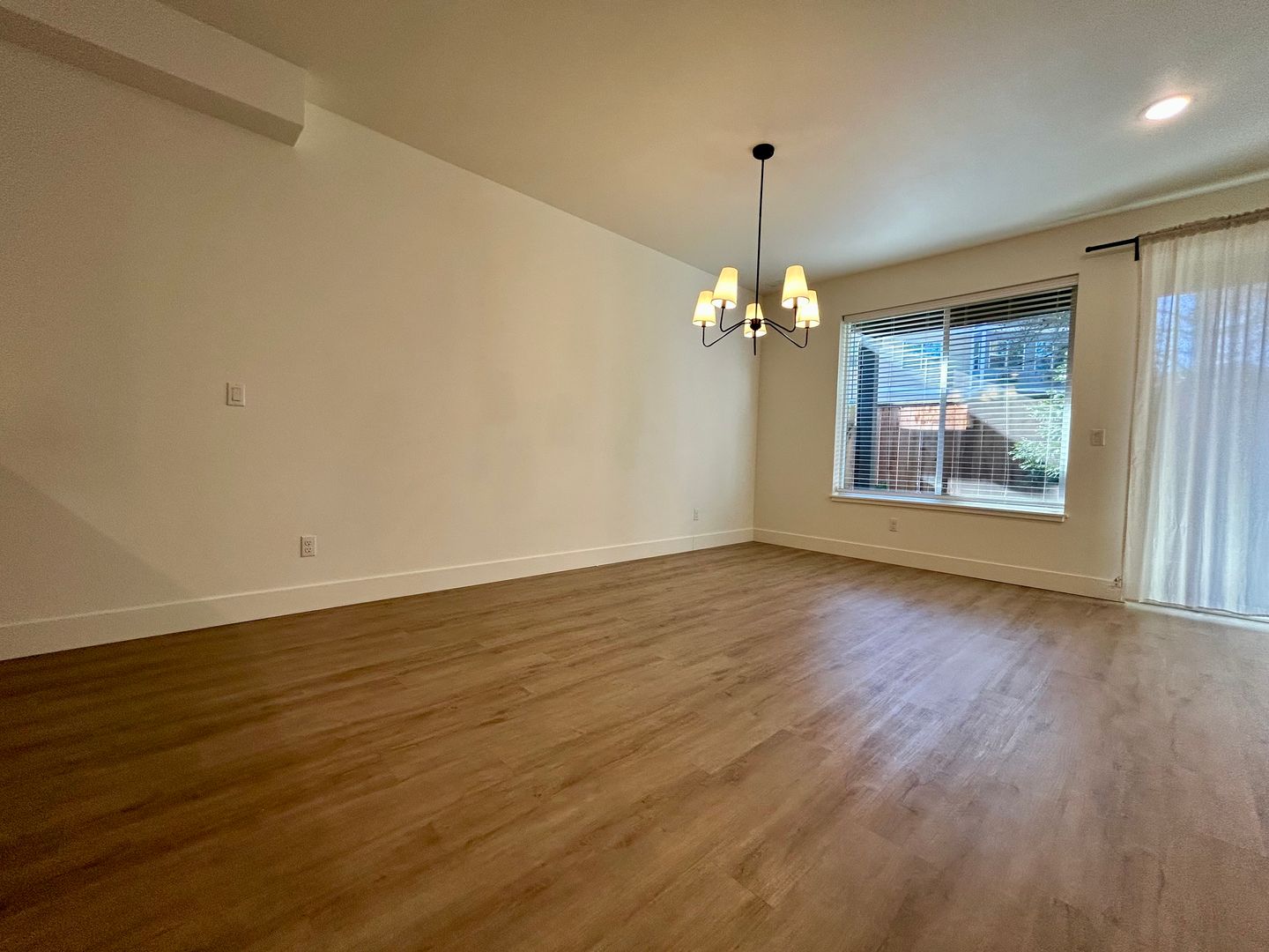 11015 NE 26th - Unit 02 - Vancouver - Washington - 3 bed, 2.5 bath rental property