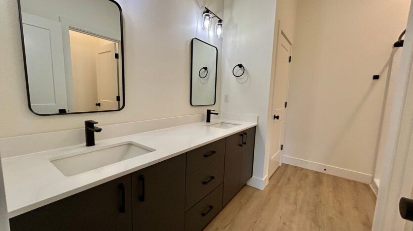 11015 NE 26th - Unit 02 - Vancouver - Washington - 3 bed, 2.5 bath rental property