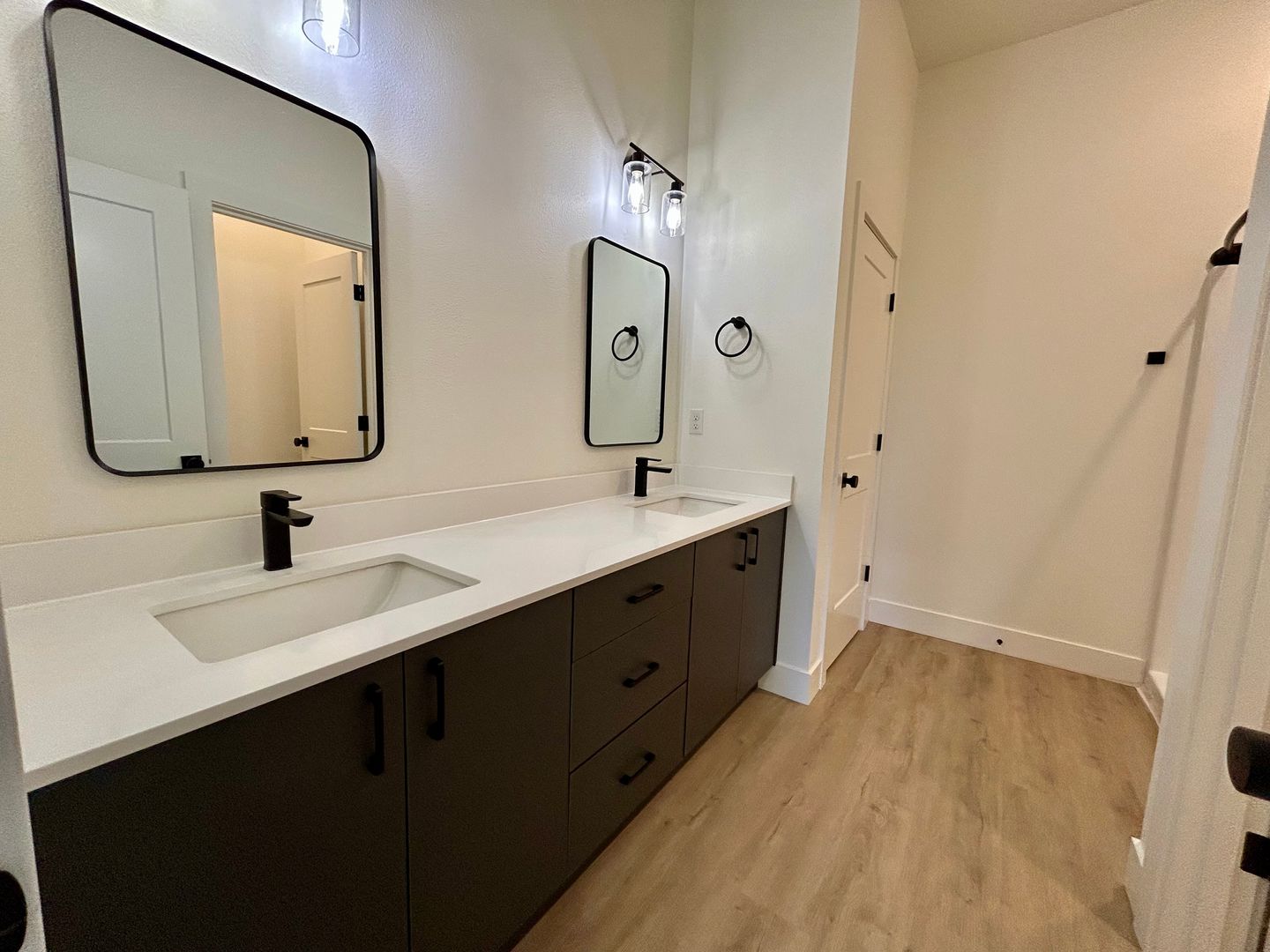 11015 NE 26th - Unit 02 - Vancouver - Washington - 3 bed, 2.5 bath rental property