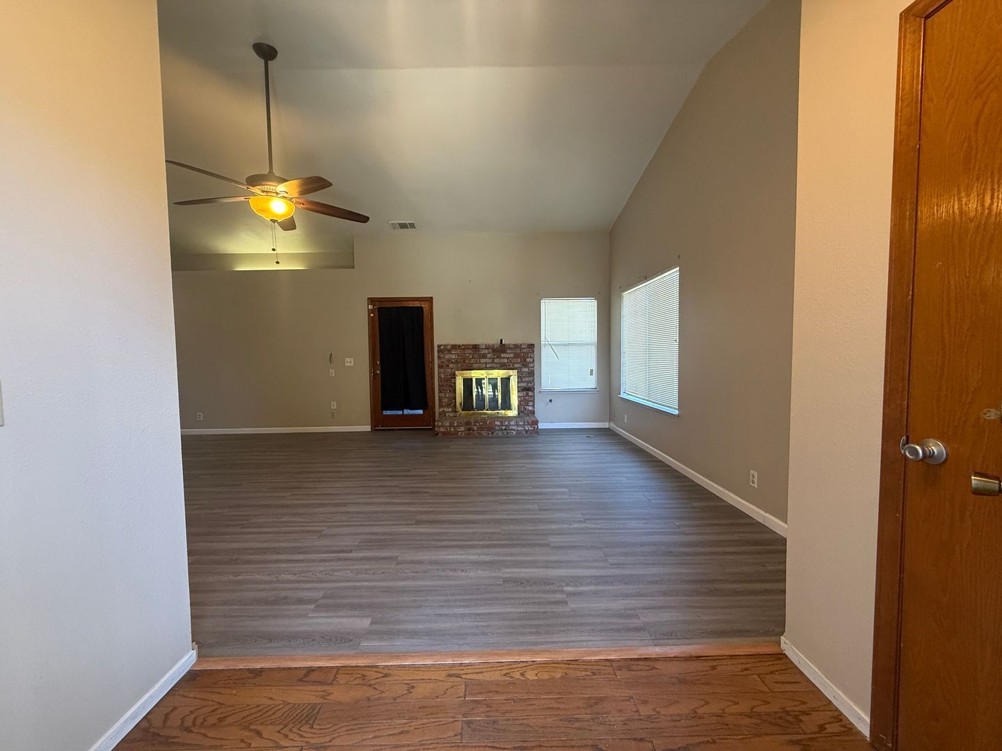 1105 S Jeffrey Ct. - Visalia - California - 3 bed, 2 bath rental property