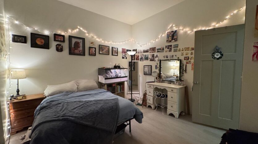 1120 23rd St. - Bellingham - Washington - 6 bed, 2.5 bath rental property