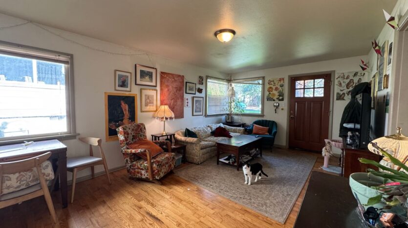 1120 23rd St. - Bellingham - Washington - 6 bed, 2.5 bath rental property